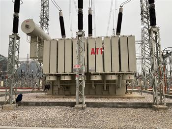 Đóng điện Trạm biến áp 220kV Yên Thủy và đấu nối